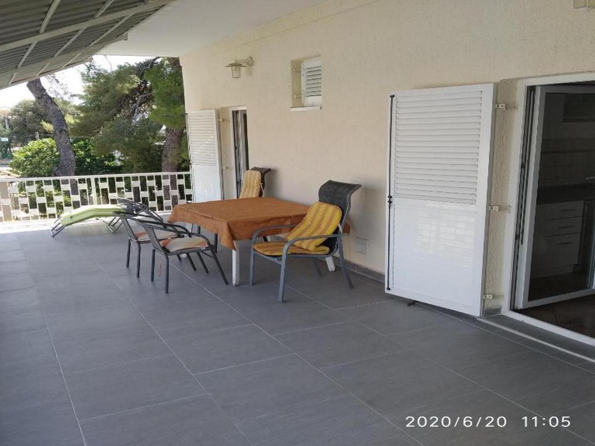 ביוגראד נה מורו Apartmani Lucia Biograd חדר תמונה